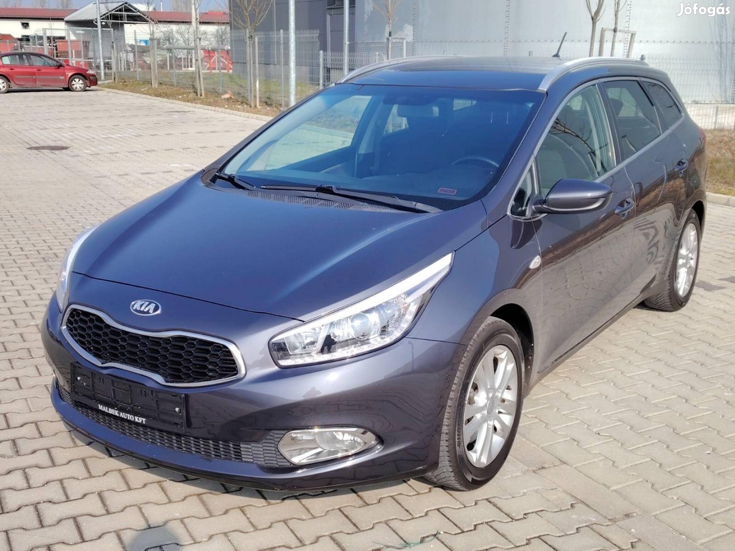 KIA CEE'D SW 1.6 GDI FIFA Limited Hibátlan!