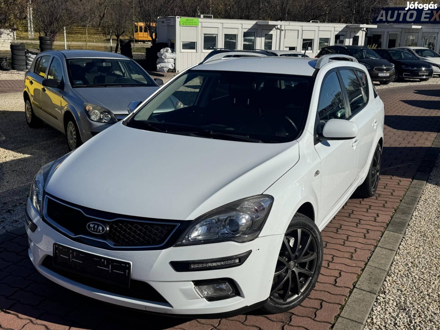 KIA CEE'D SW 1.6 LX Exclusive Végig Vezetett Sz...