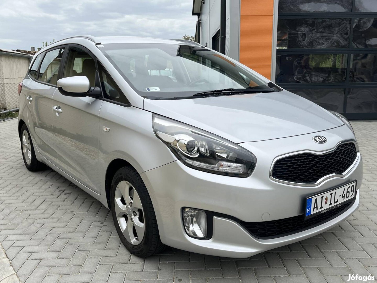 KIA Carens 1.7 CRDI LX sérülésmentes 176.000 km...