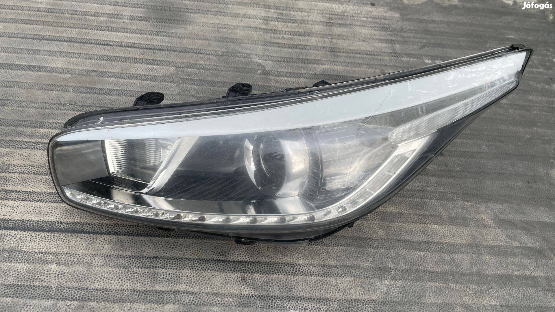 KIA Ceed Cee'd bal első xenon fényszóró lámpa Jda 92101-A2260