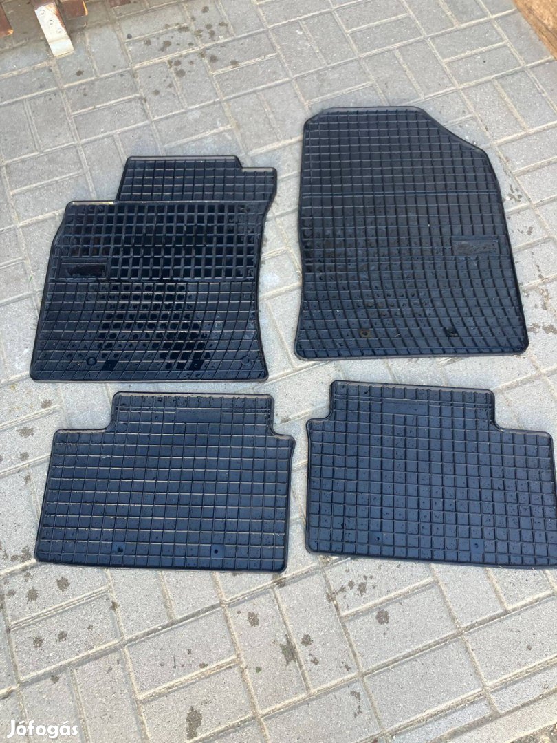 KIA Ceed Gumiszőnyeg