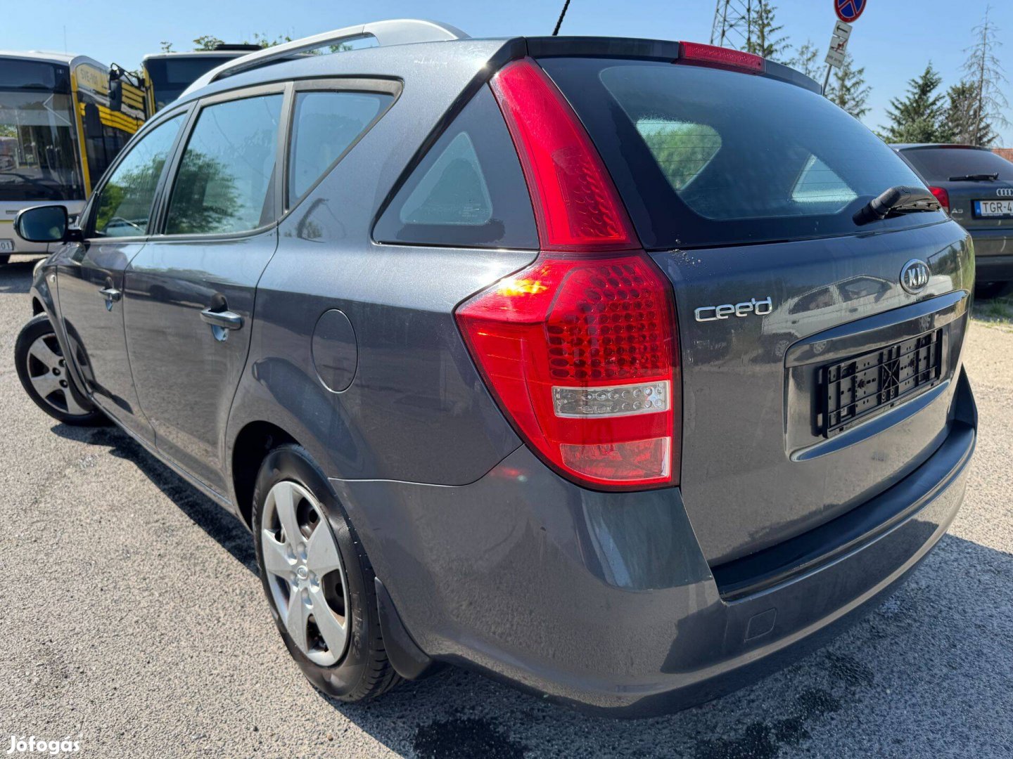 KIA Ceed SW (2010) 1.4i 16V Bontott Autóalkatrészek Eladók
