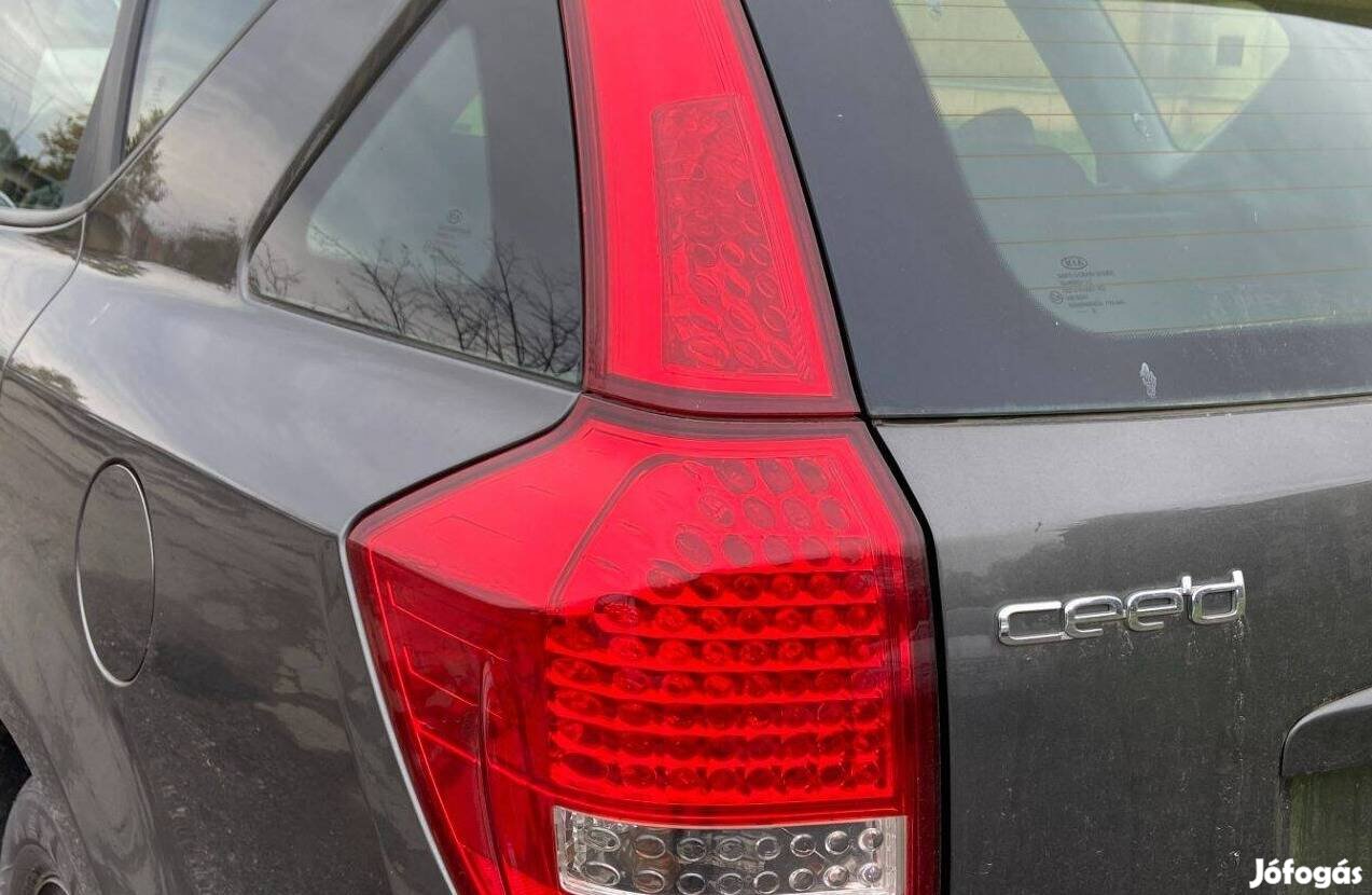 KIA Ceed SW , Kombi Csomagtér Roló , Kalaptartó (2006-12)