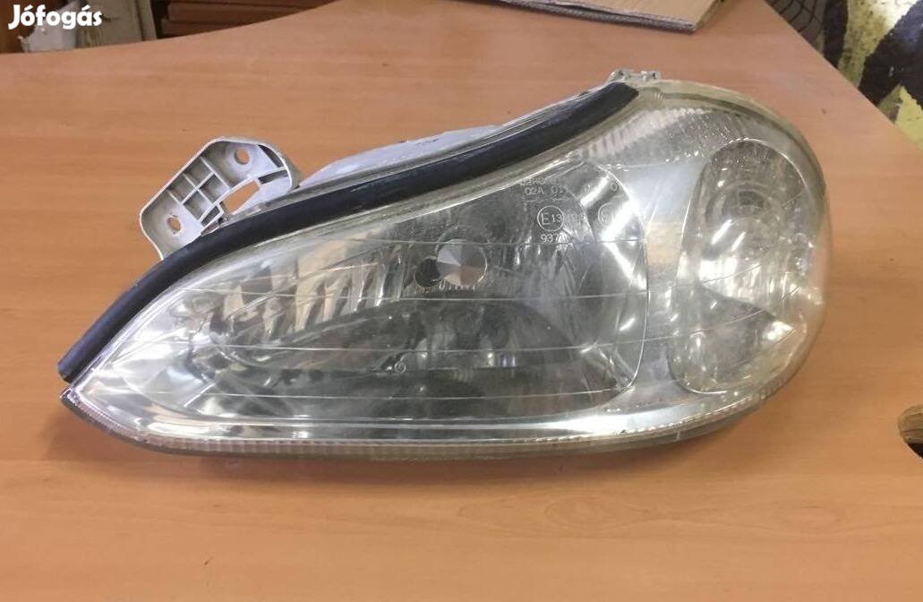 KIA Clarus fényszóró