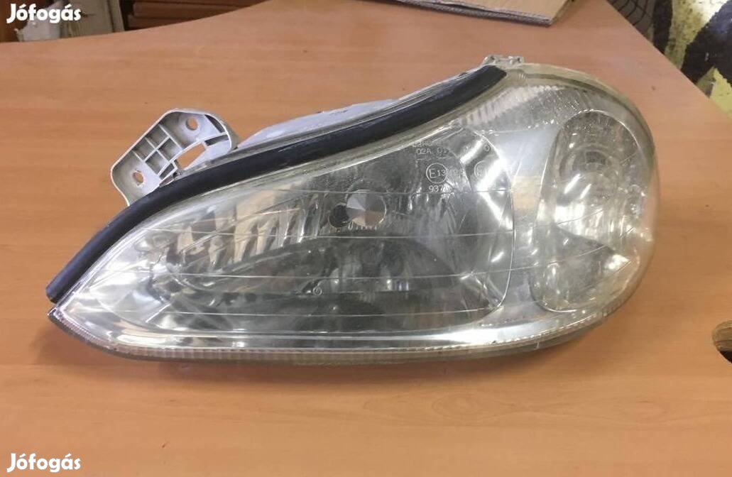 KIA Clarus fényszóró