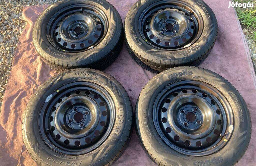 KIA Hyundai 4x100 komplett kerekek 185/65 R15 gumikkal