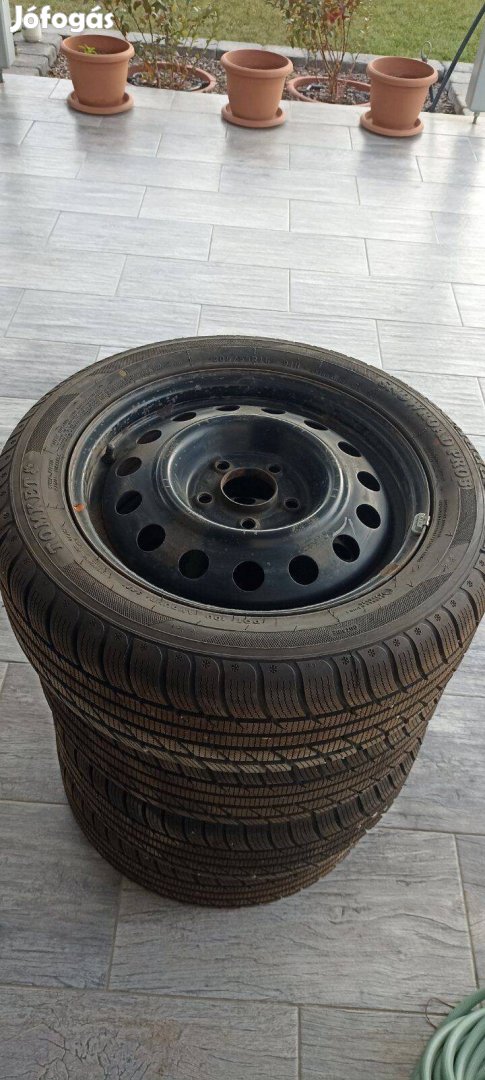 KIA Hyundai acélfelni téli gumiabroncs szett (6Jx16 ET51 205/55R16)