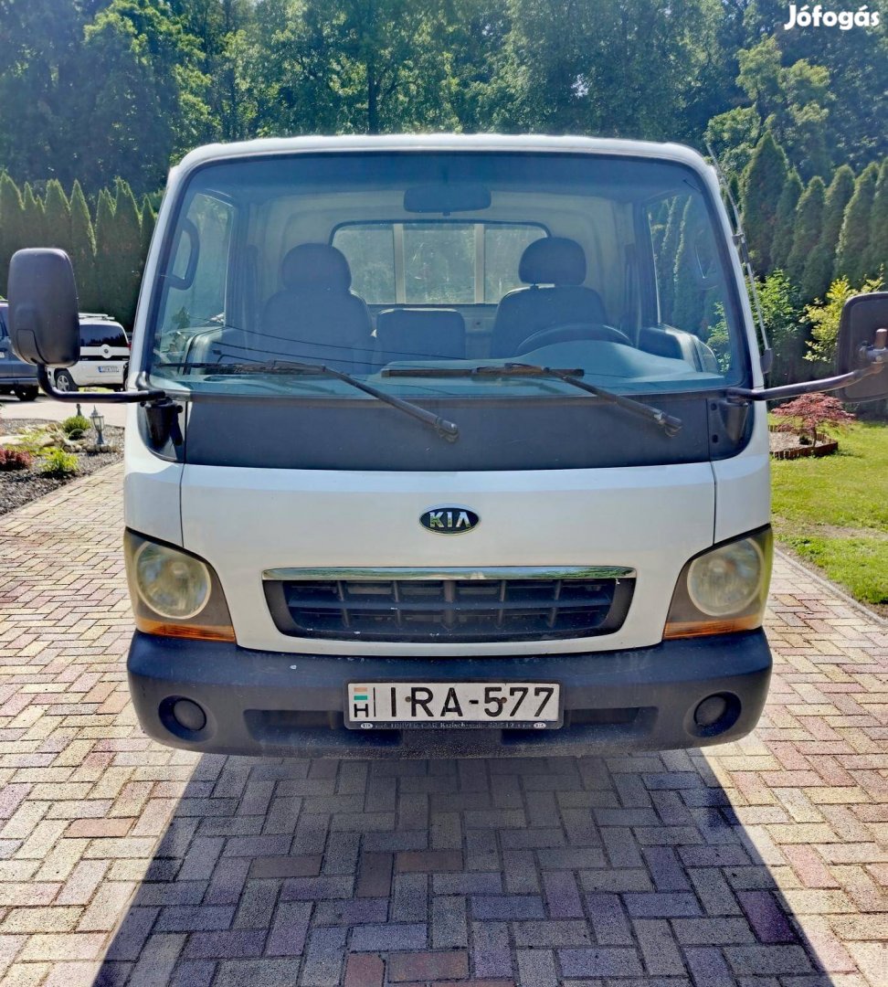 KIA K2500 2.5 D Trekking Első tulajdonostól meg...