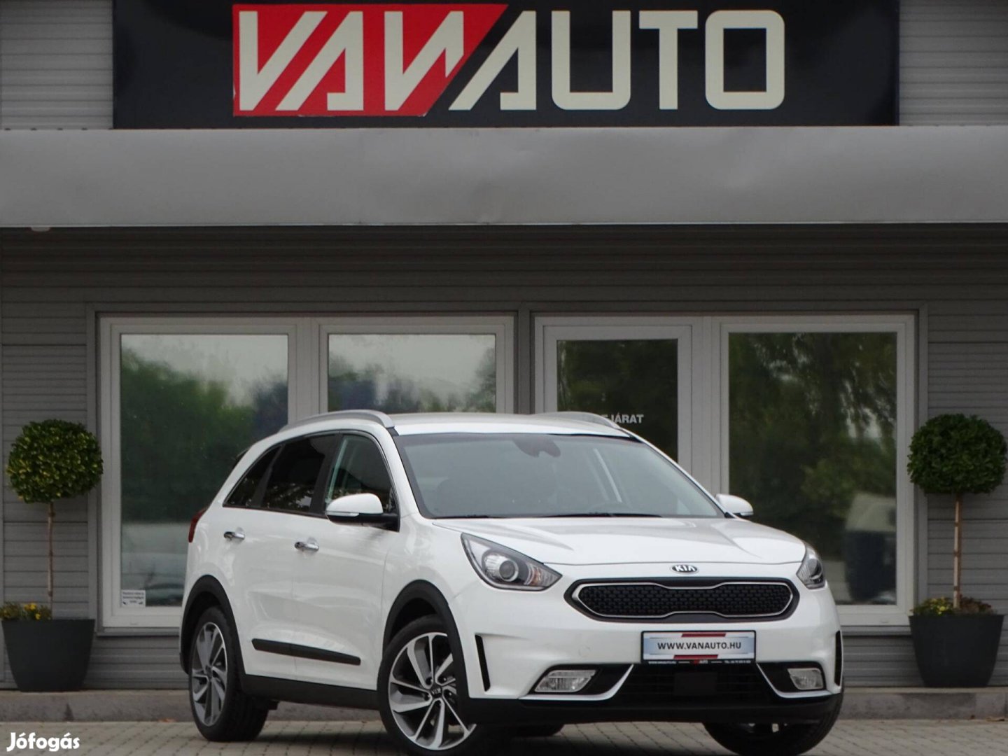 KIA Niro HEV 1.6 GDI LX DCT 81eKM-Kamera-Navigá