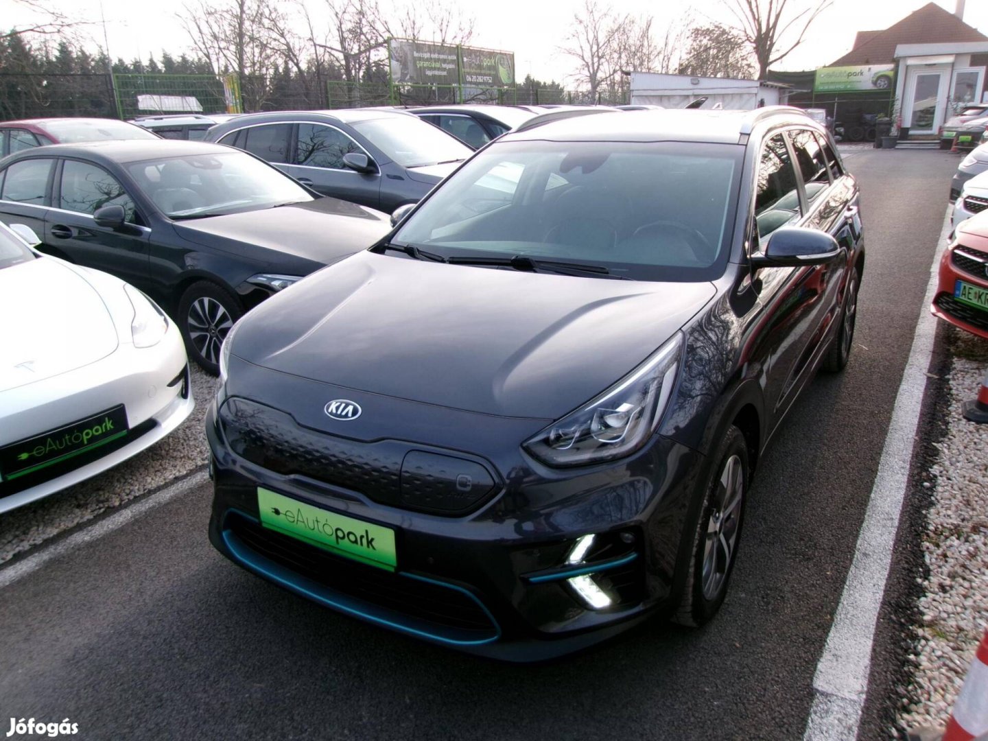 KIA Niro e-Niro 64kWh Platinum SZ.Könyv-JBL-Ülé...