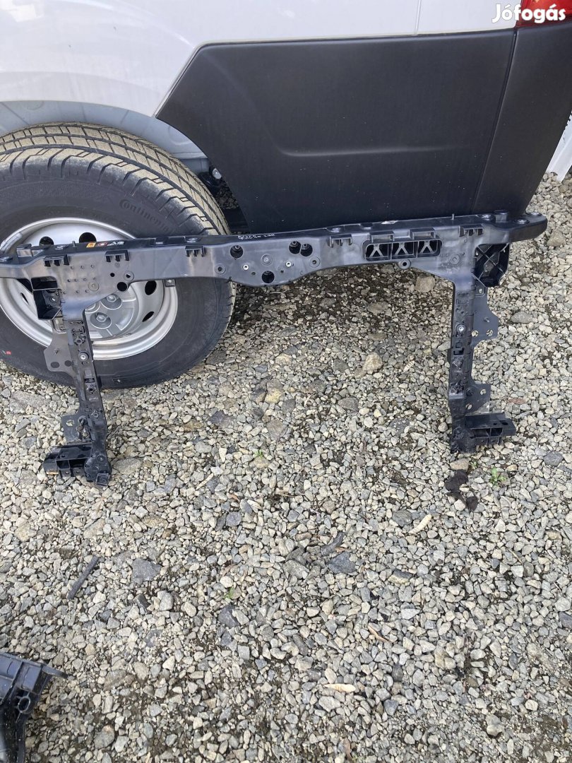 KIA Niro homlokfal (F0015238)