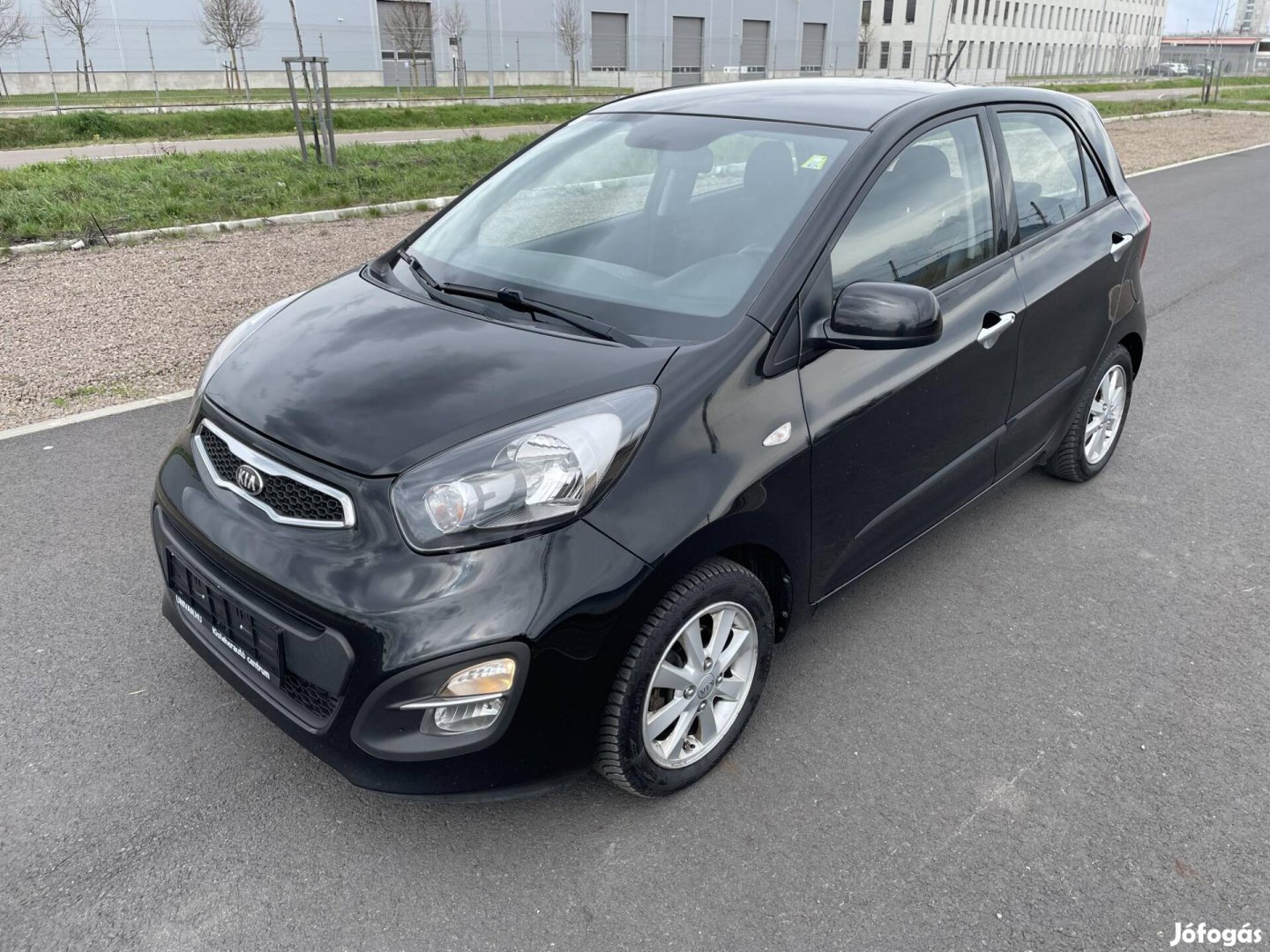 KIA Picanto 1.0 EX végig vez. szerv.könyv