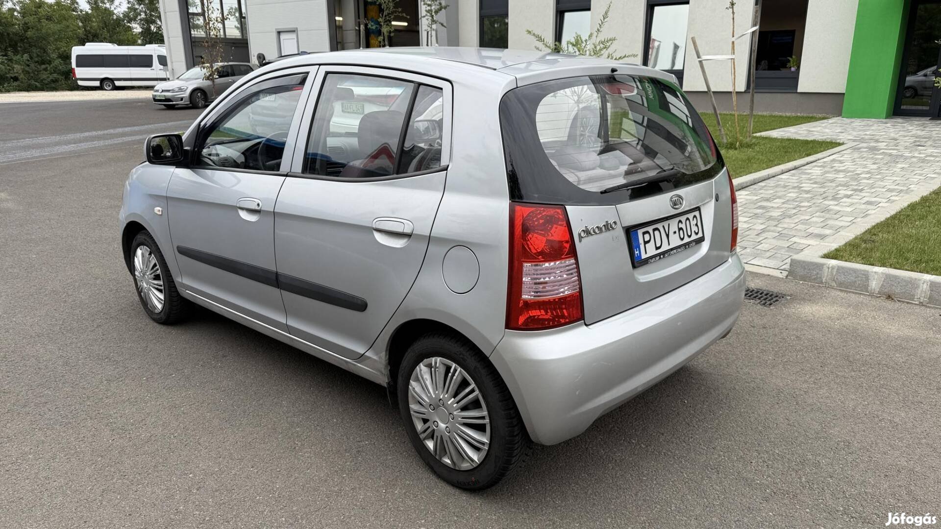 KIA Picanto 1.1 LX Young