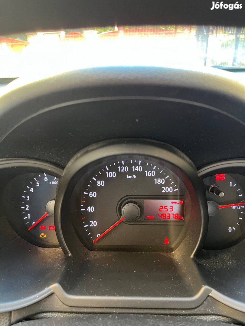 KIA Picanto 49300 km-el eladó