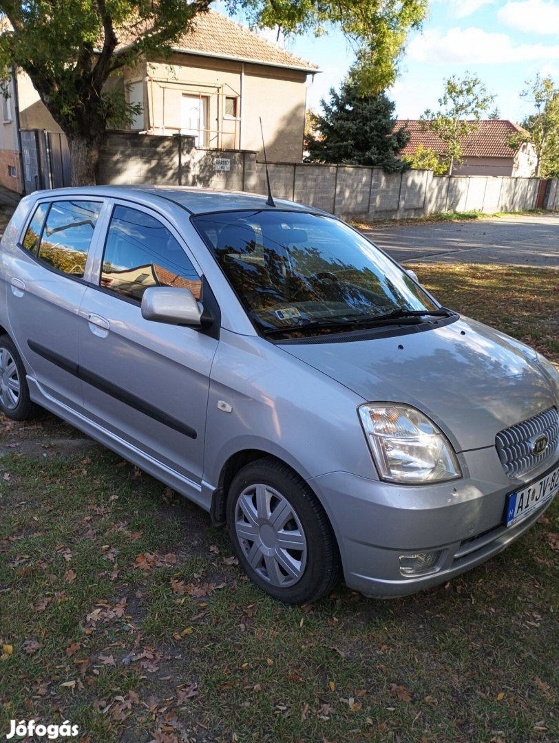 KIA Picanto kisautó