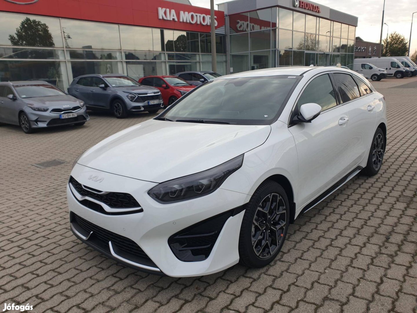 KIA Pro CEE'D Proceed 1.5 T-GDI Ultimate Editio...