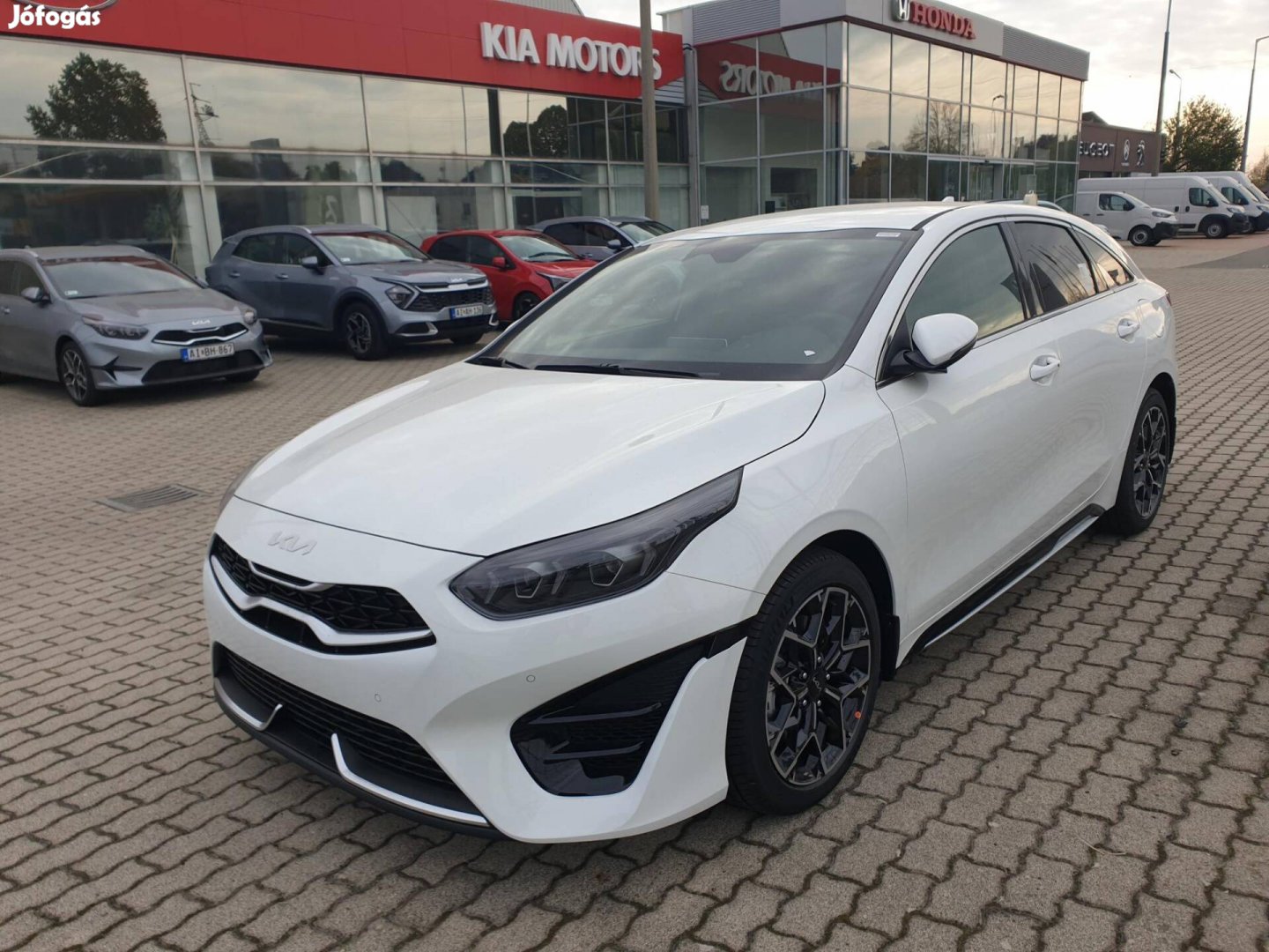 KIA Pro CEE'D Proceed 1.5 T-GDI Ultimate Editio...