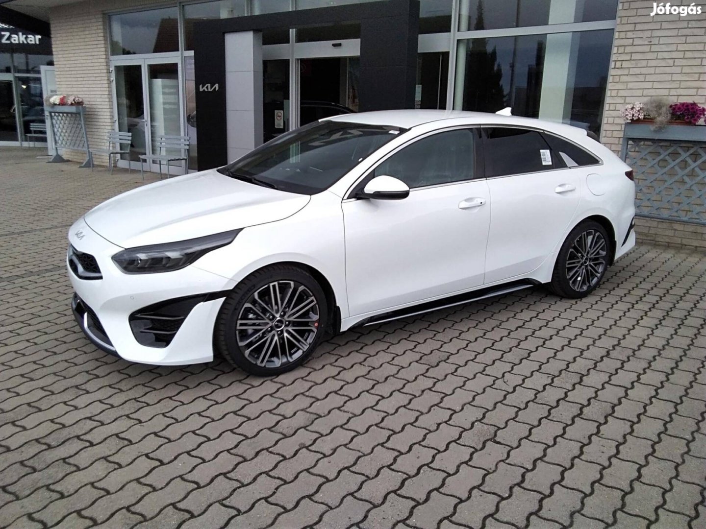 KIA Pro CEE'D Proceed 1.5 T-GDI Ultimate Editio...