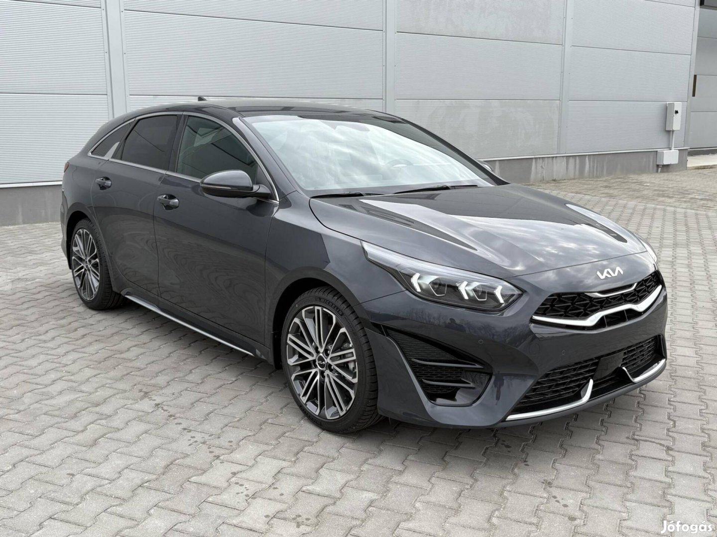 KIA Pro CEE'D Proceed 1.5 T-GDI Ultimate Editio...