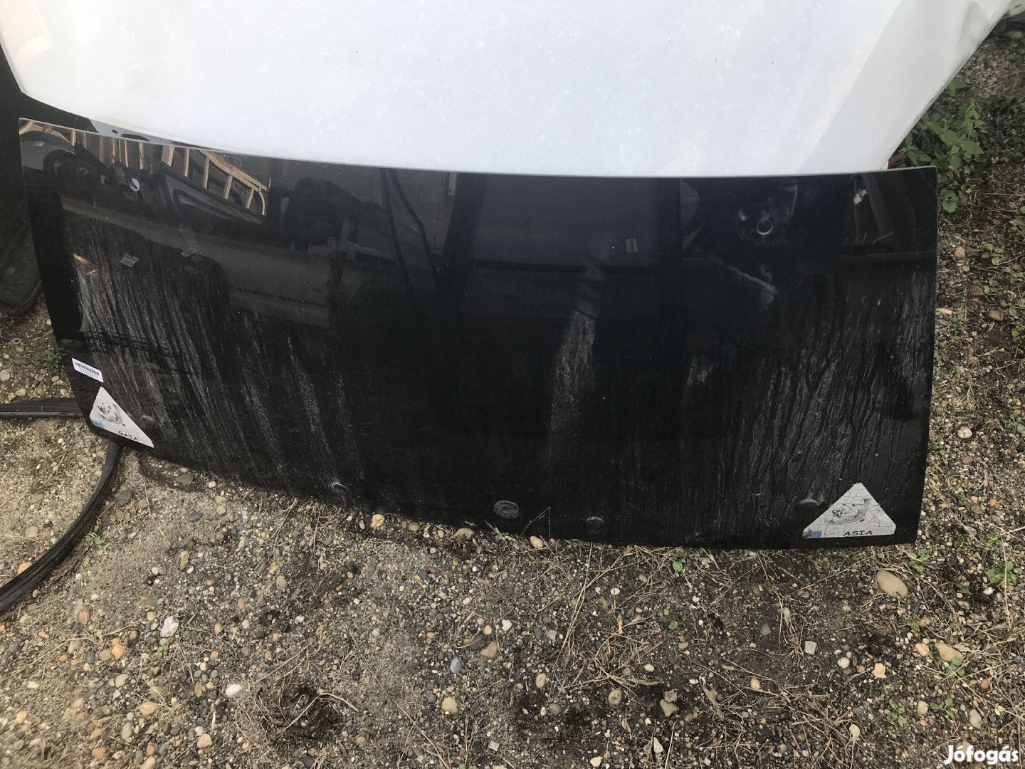 KIA SPORTAGE SZÉLVÉDŐ eladó