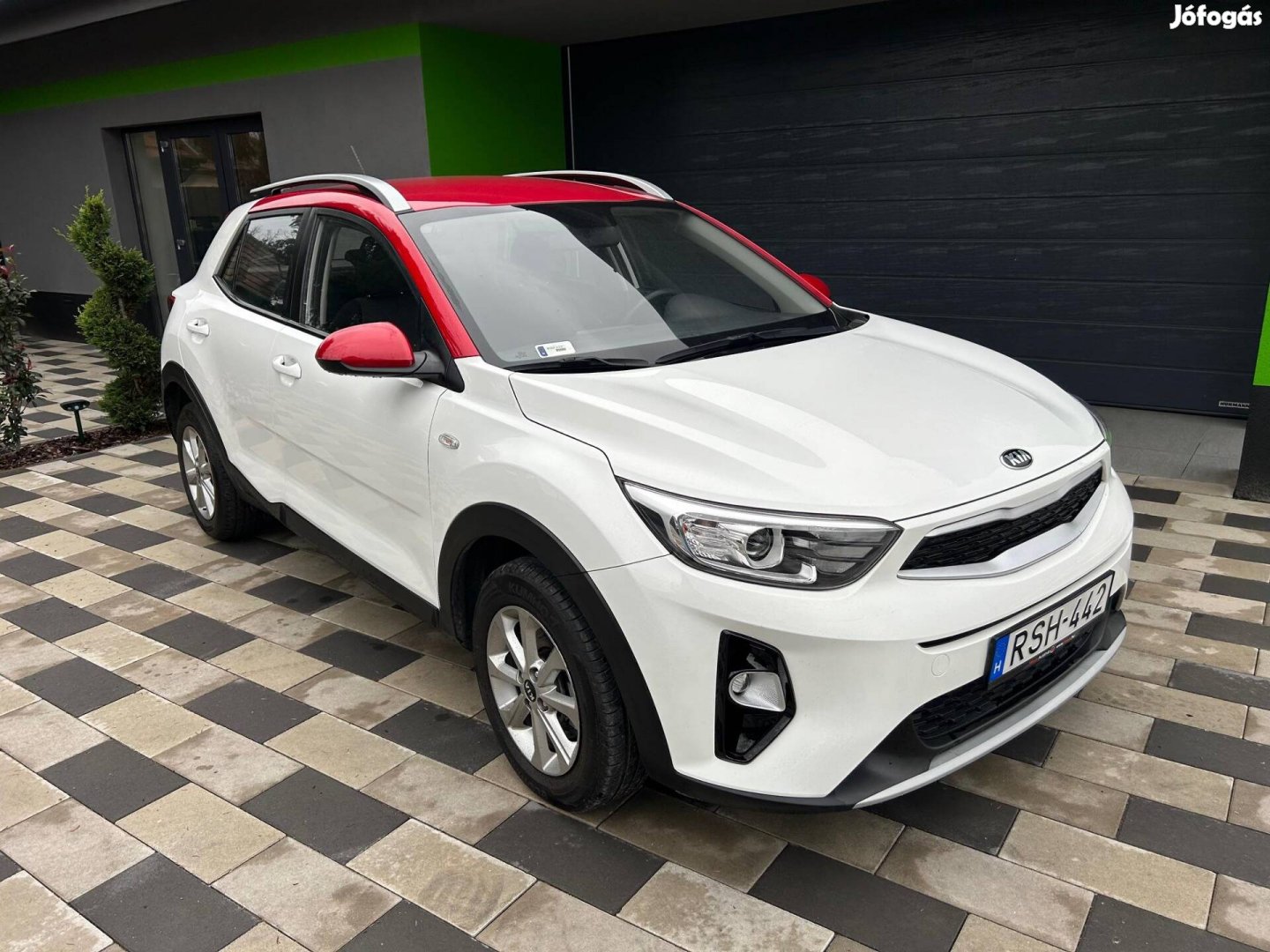 KIA Stonic 1.25 MPI Gold Magyar---42.573Km---sé...