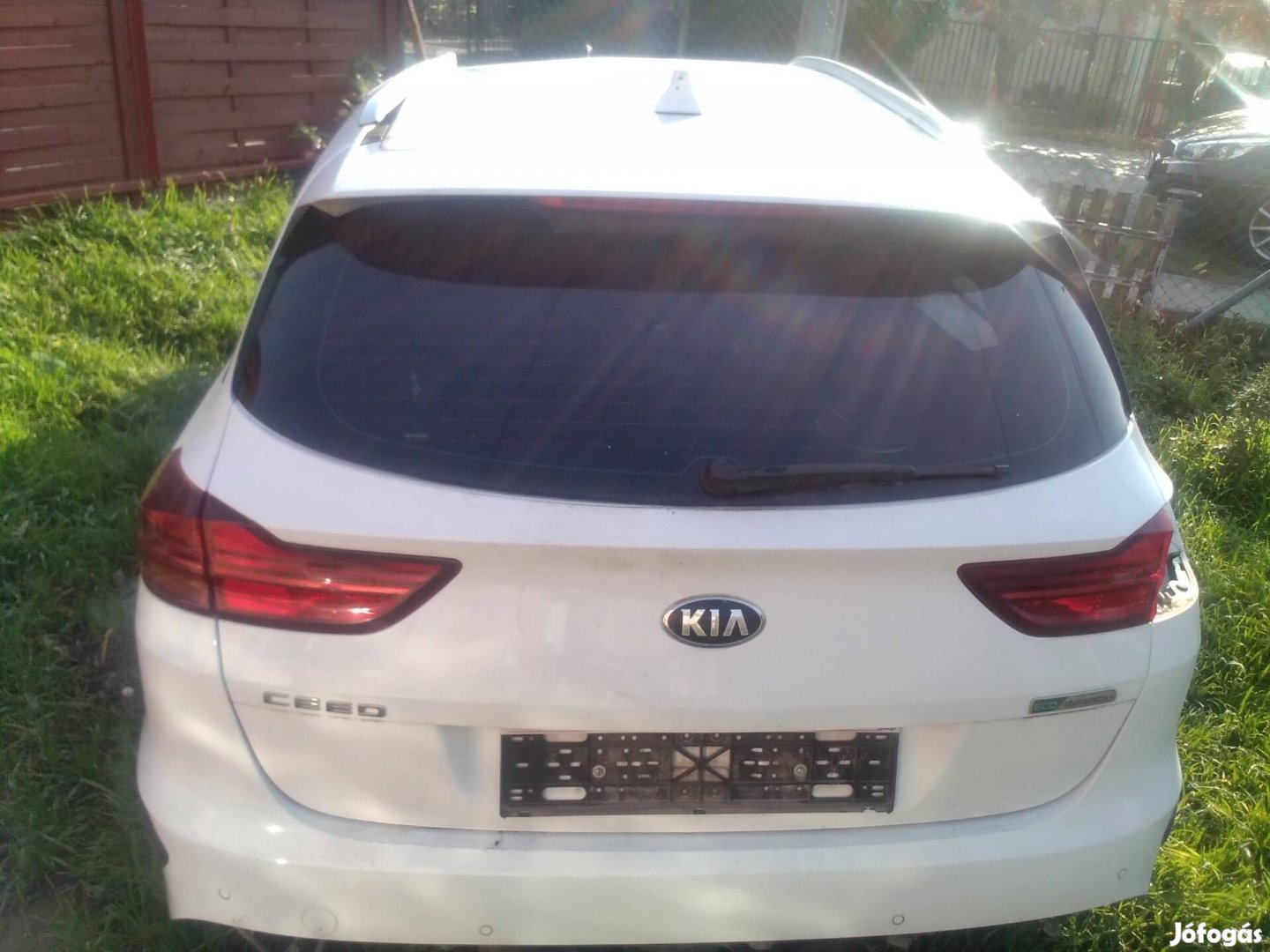 KIA ceed CD 2021 es évjáratu kombi bontott alkatrészek. 