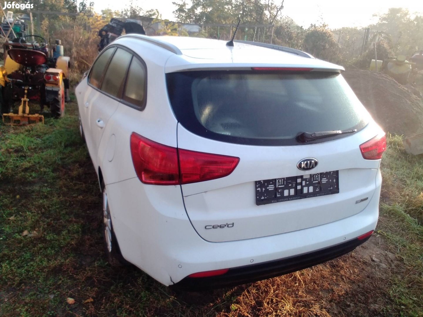 KIA ceed jd 2012-2018ig bal oldali hátsó ajtó eladó. 