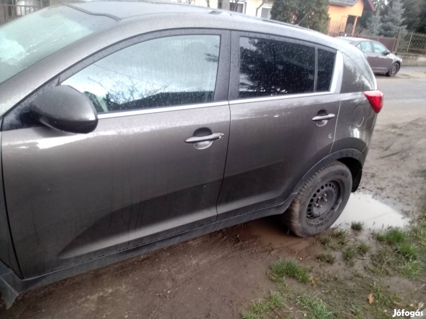 KIA sportage 1,6 gdi bontott alkatrészek eladók. 