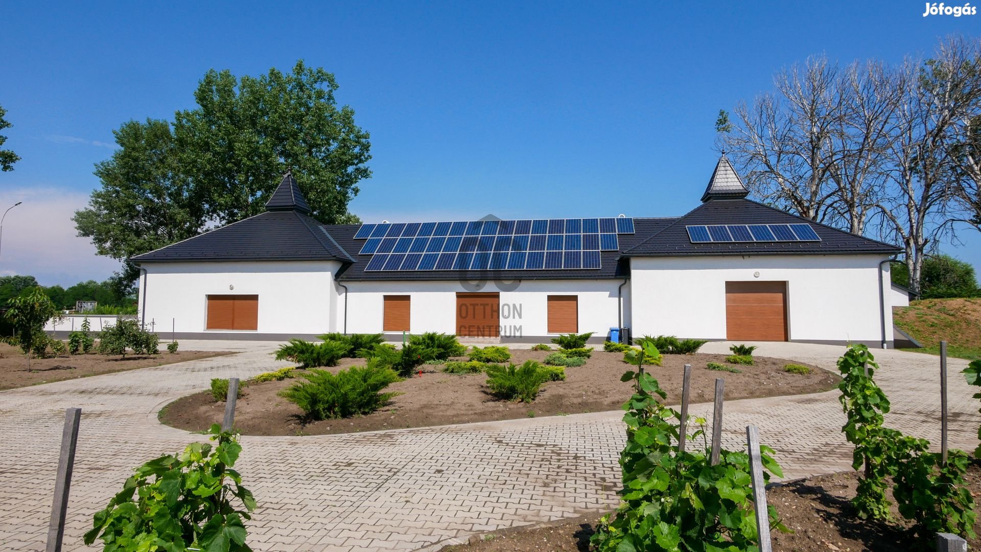 KIVÁLÓ LEHETŐSÉG RENDEZVÉNYHÁZ KIALAKÍTÁSÁRA Debrecen