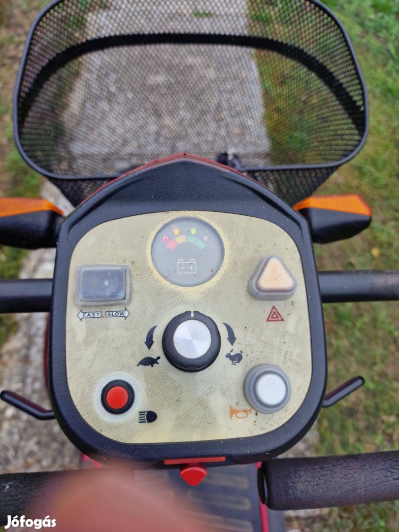 KKSZ4 elektromos moped
