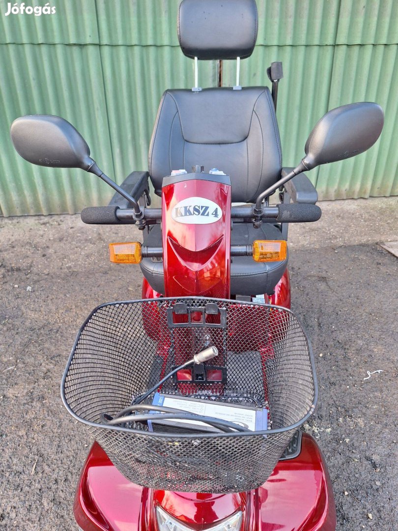 KKSZ4 elektromos moped