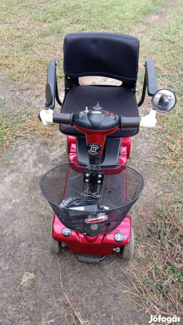 KKSZ-Elektromos Moped