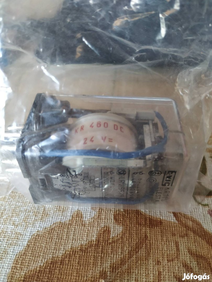 KR11S Ipari kis rele, bontatlan