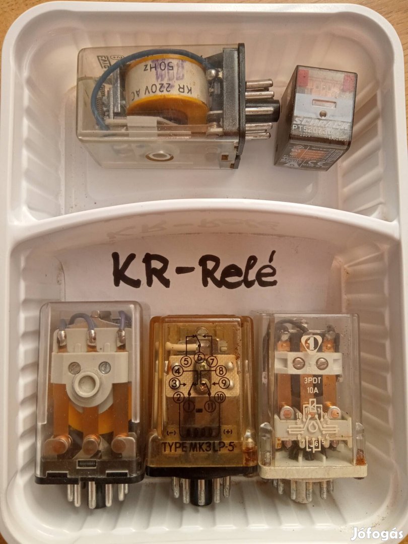 KR -Relé több darab 