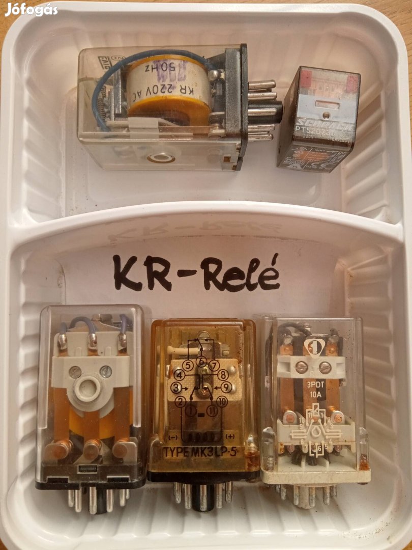 KR -Relé több darab 