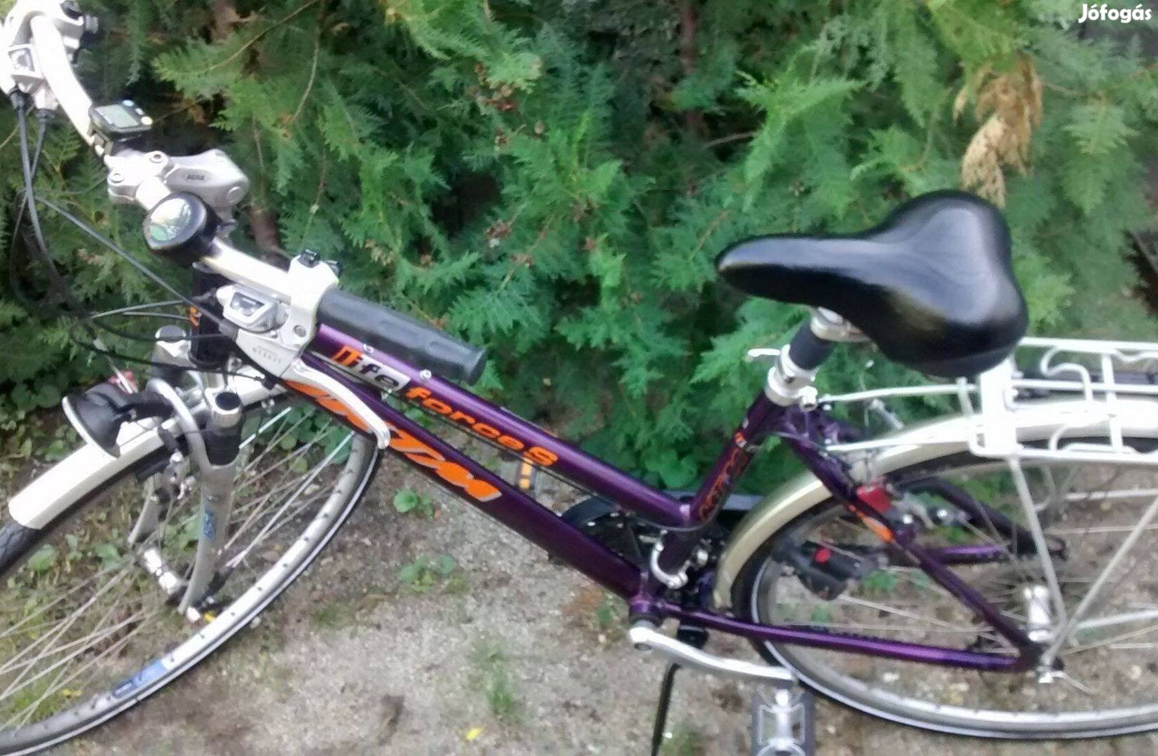 KTM 28" női aluvázas kerékár