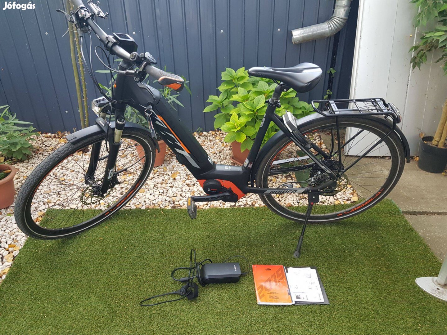 KTM 28-as Bosch női elektromos kerékpár E-BIKE
