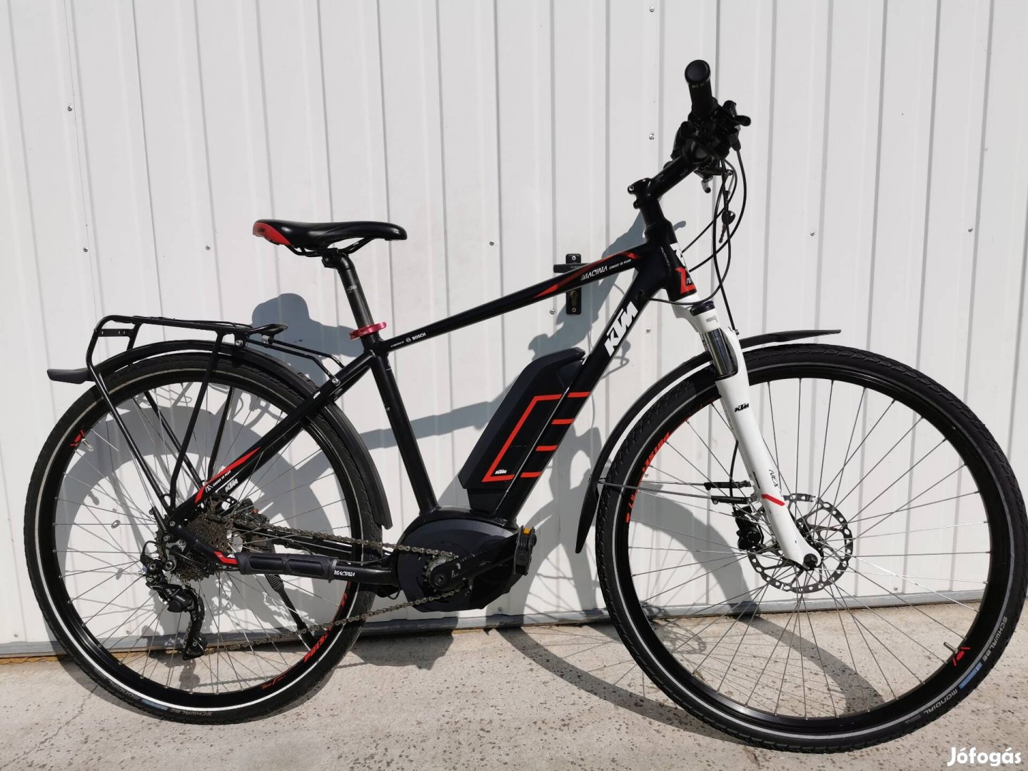 KTM 28 férfi trekking ebike elektromos kerékpár e-bike Bosch pedelec 