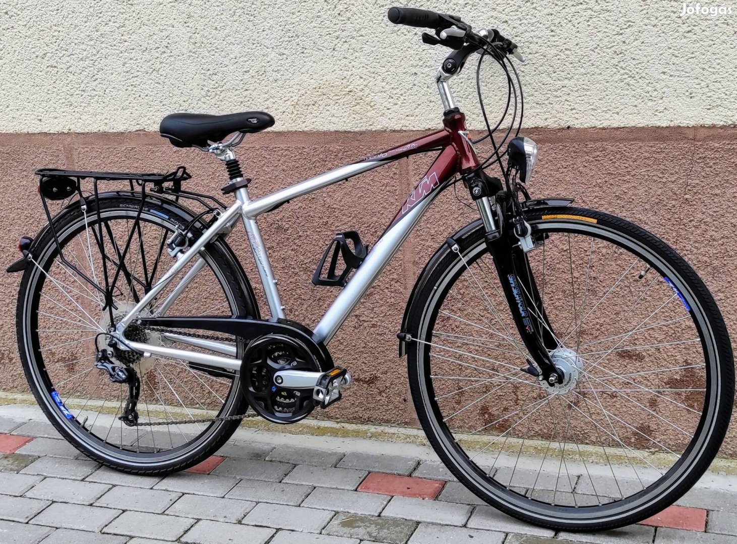 KTM Avento Sport Touring. Gyönyörű trekking.