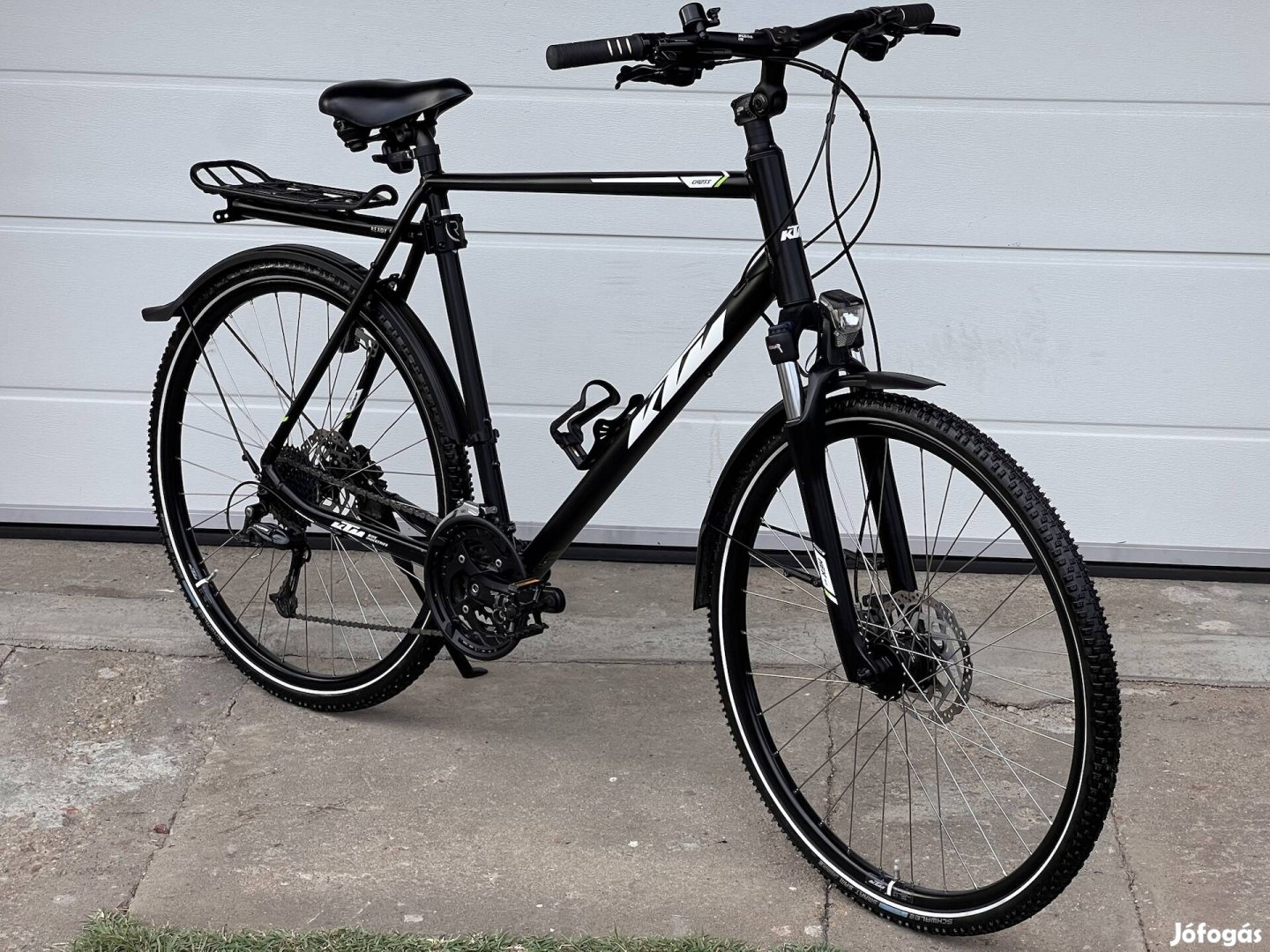 KTM Avenza 28 Nagyméret Trekking Kerékpár Agydinamó Nem Cube Merida 