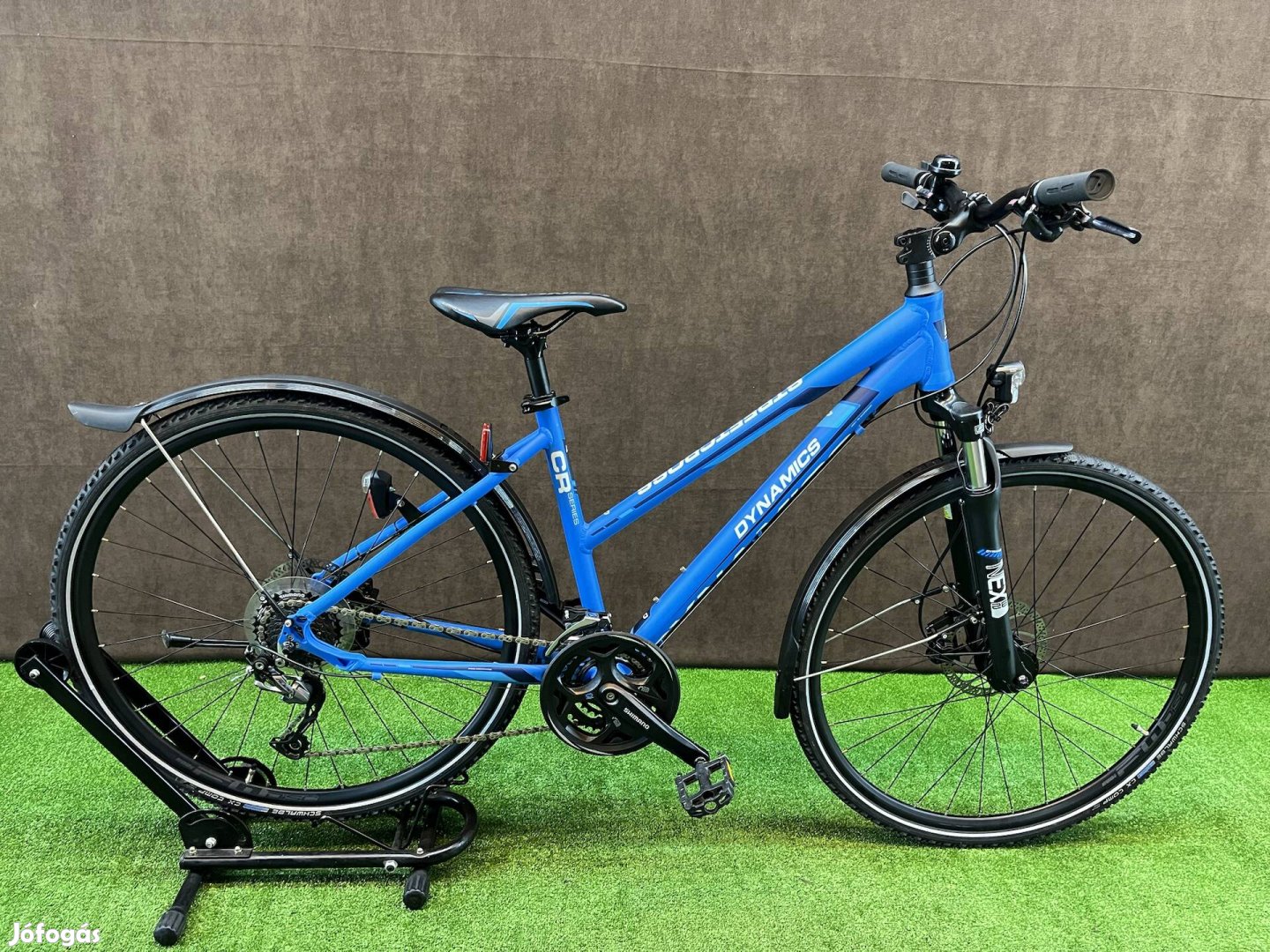 KTM Dynamics Trekking Kerékpár! 28"! Shimano! Tárcsafék! Agydinamó!
