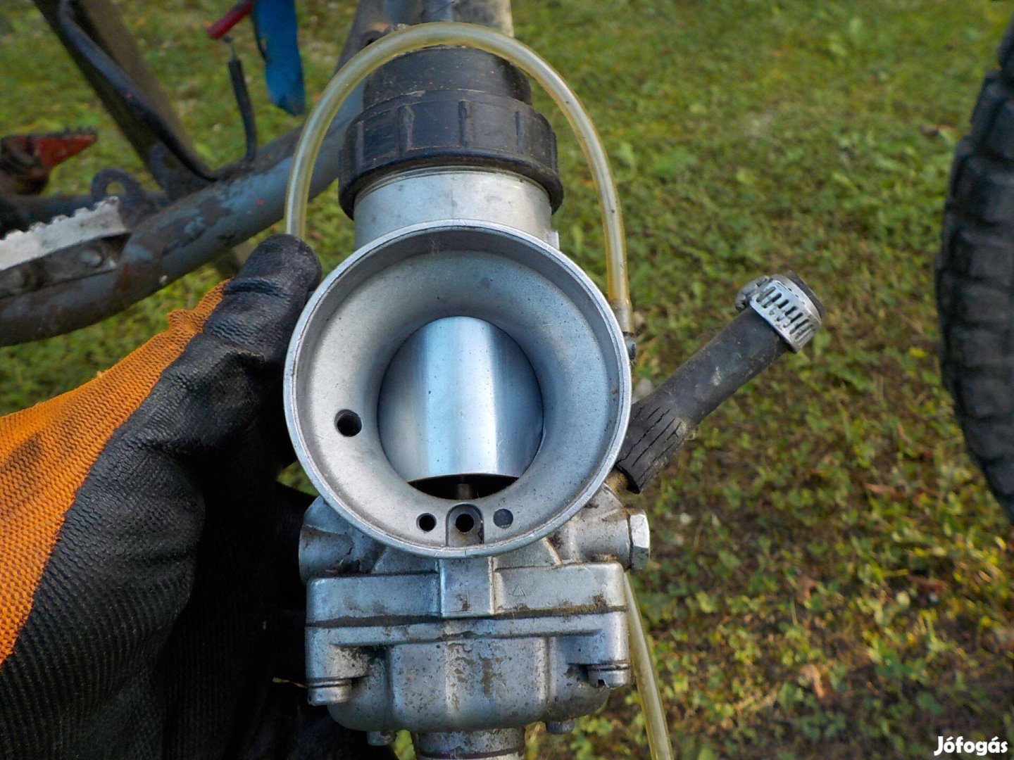 KTM GS 250-es mkp.-ról :gyári használt Dellorto karburátor