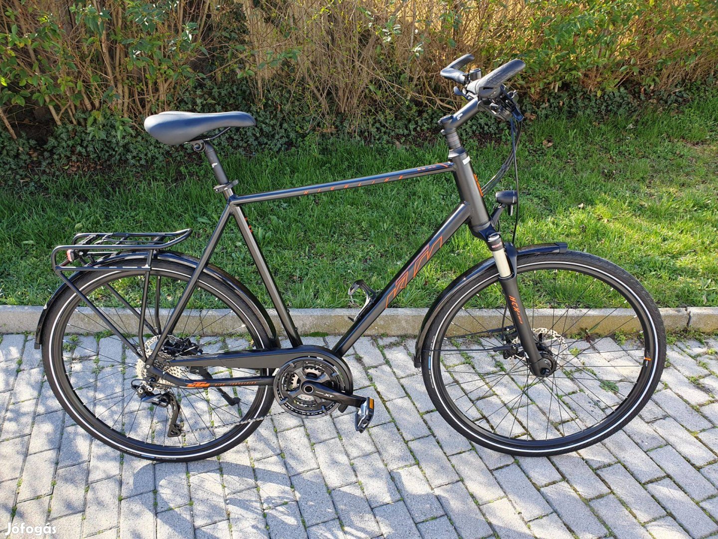 KTM Highline XT 30 (63 cm) XXL 28" trekking kerékpár