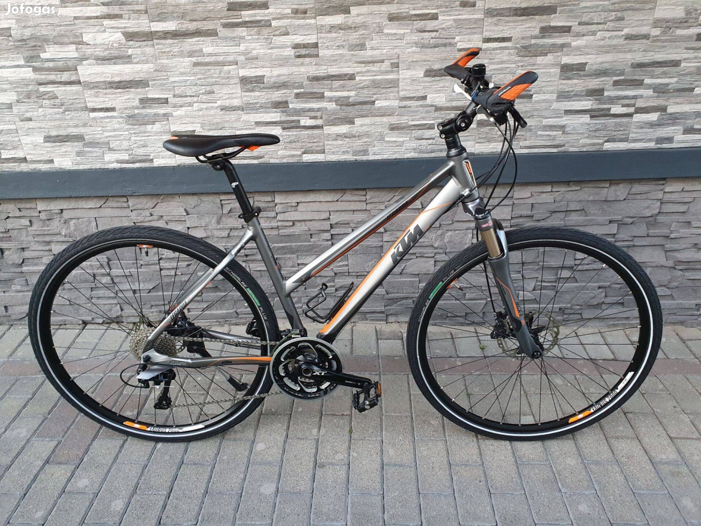 KTM Legarda Race 28" női cross trekking kerékpár