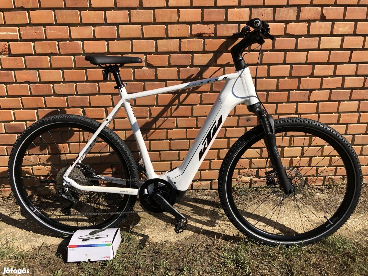 KTM Macina Cross 720, CX 750Wh, 60-as váz, 220km