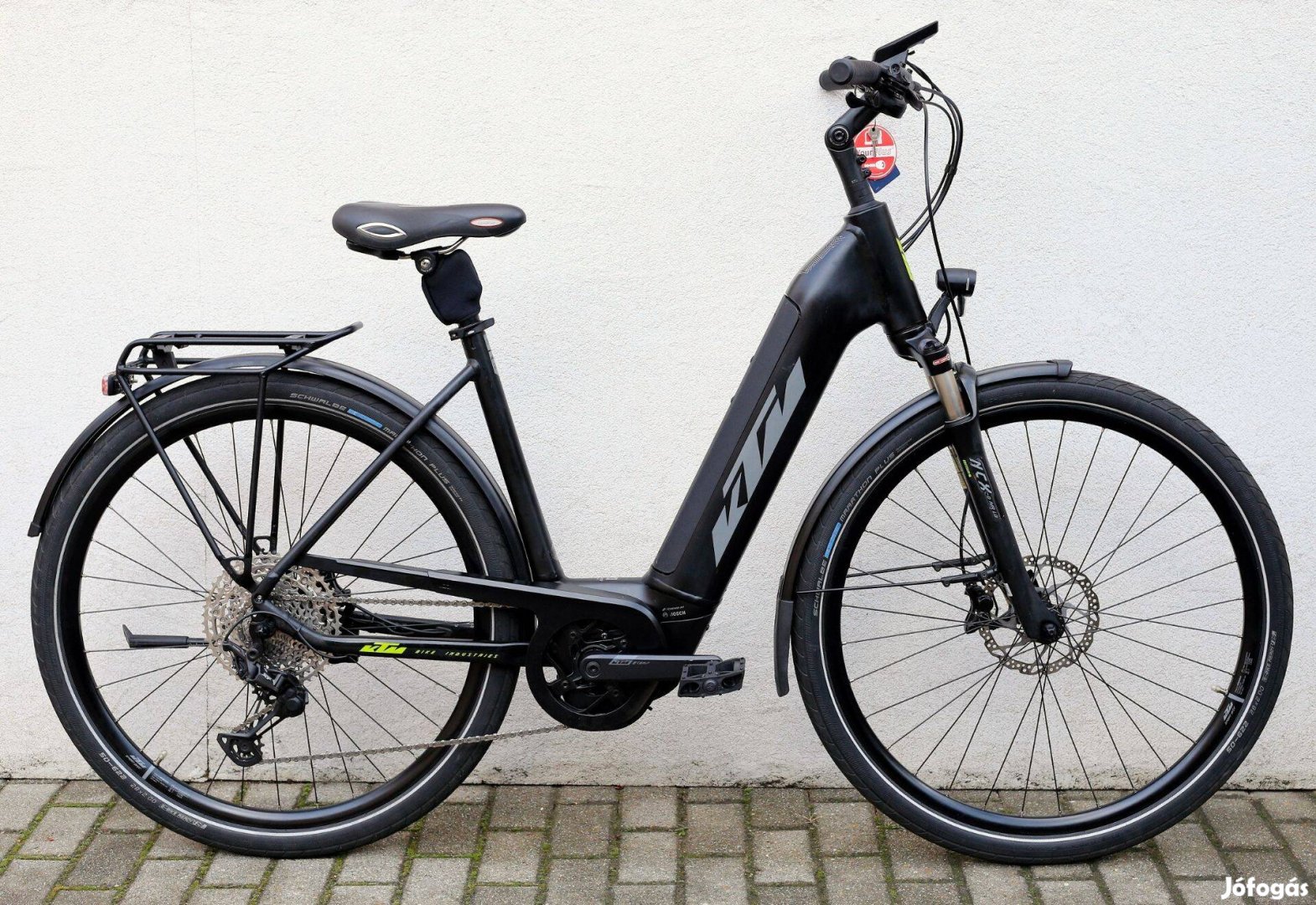 KTM Macina Style 625 28" Trekking ebike kerékpár, Bosch CX 625 (M)