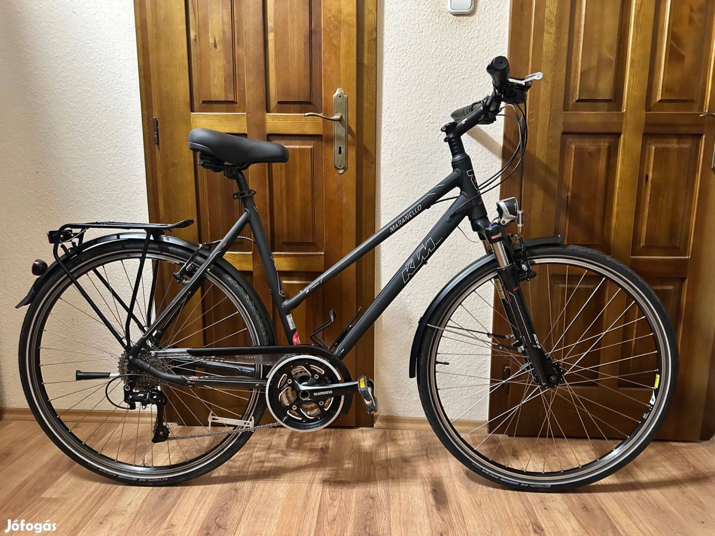 KTM Maranello Light 28 agydinamós trekking kerékpár