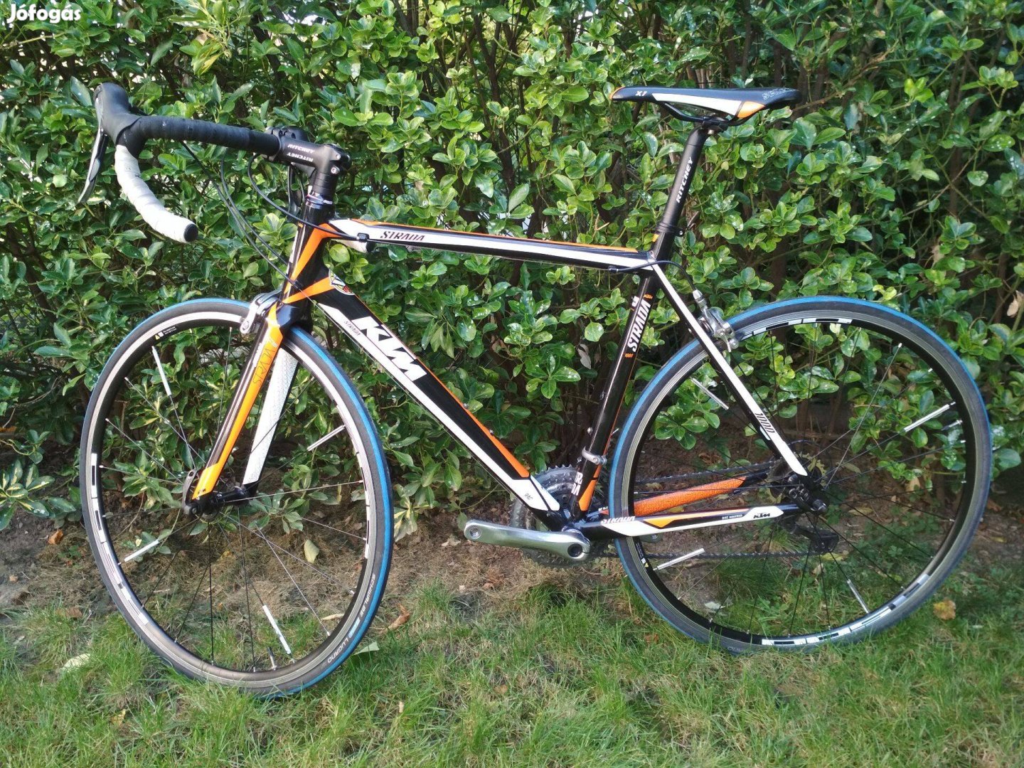KTM Strada 1000 országúti versenykerékpár kerékpár