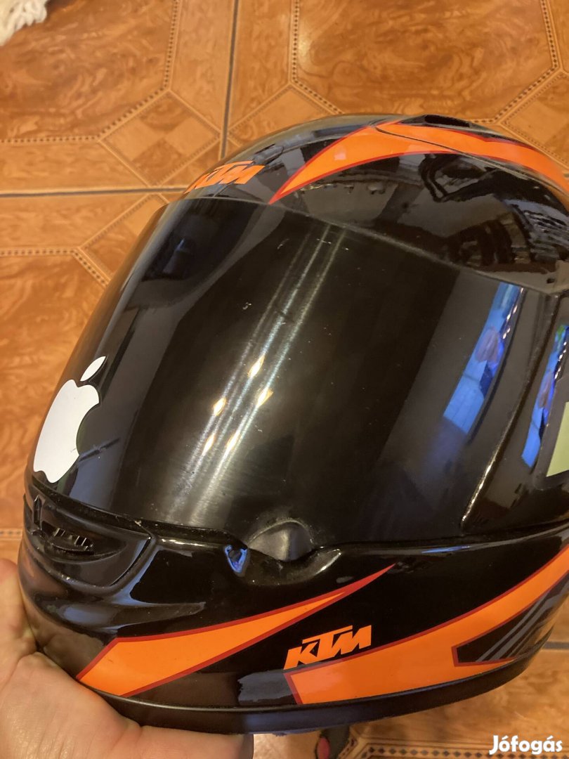 KTM bukó sisak