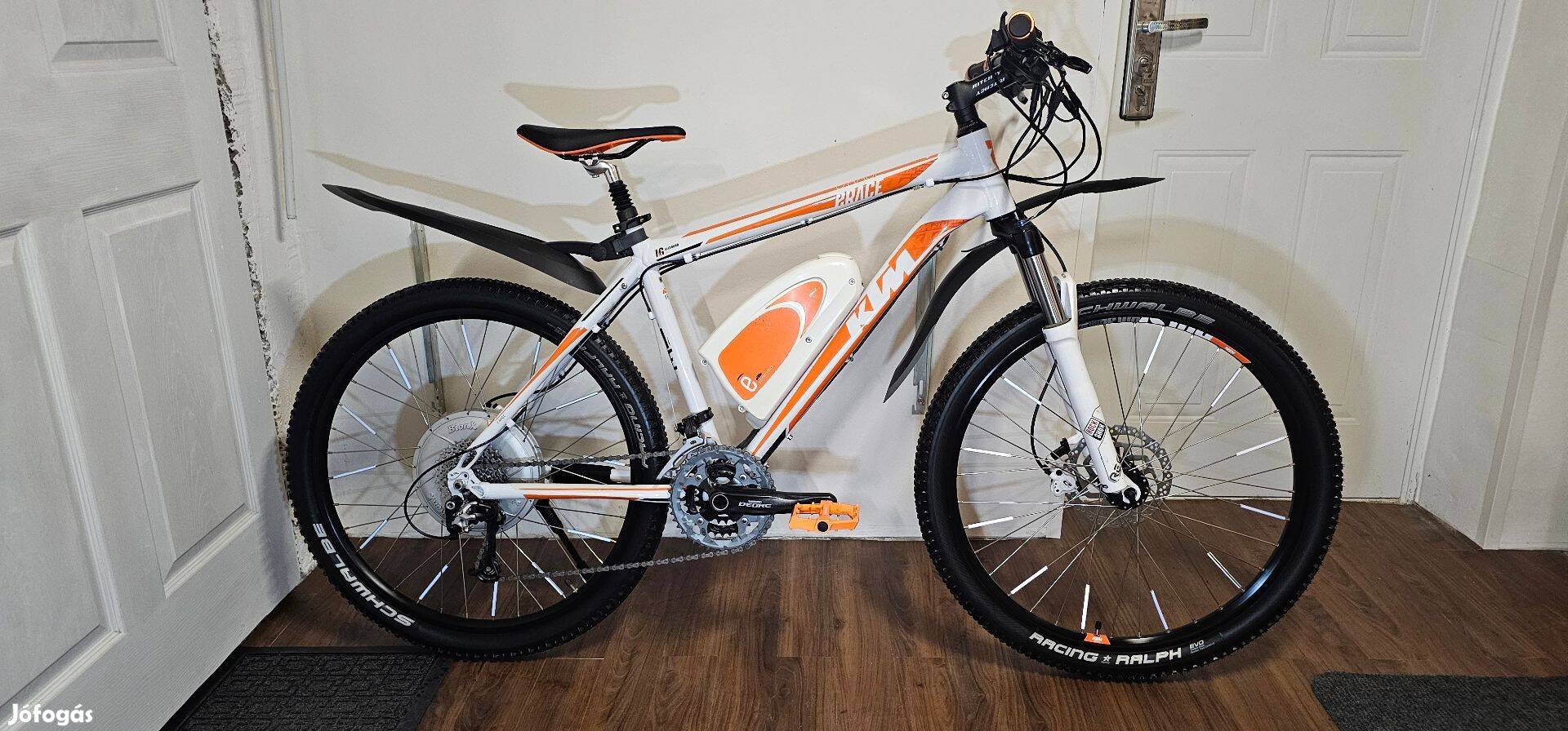 KTM e-Race elektromos kerékpár pedelec Bionx nyomaték szenzor Új AKKU